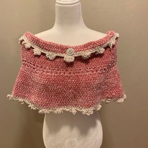 Vintage style crochet shawl